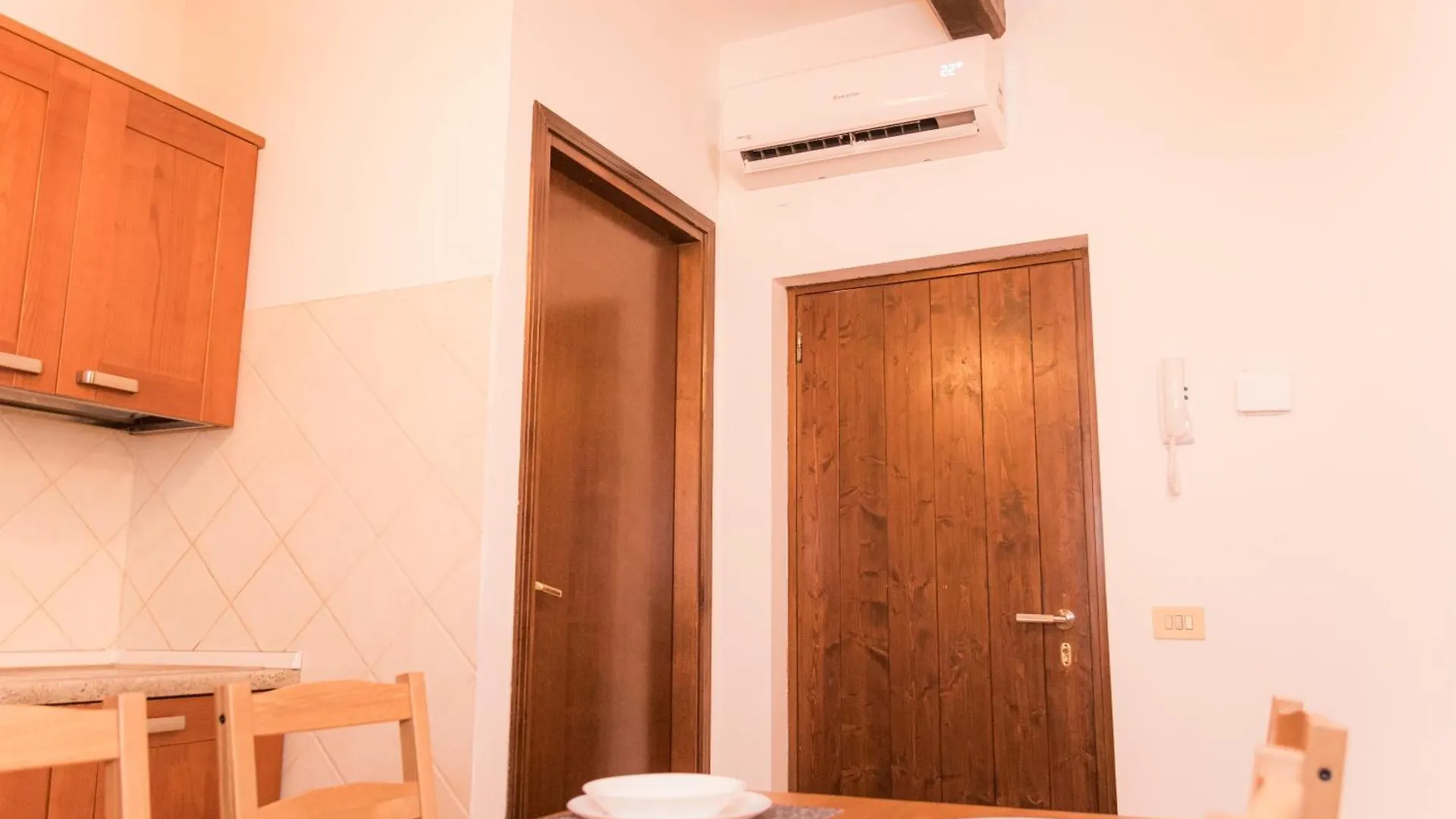 Apartamento Casa Tequila Bérgamo 0*,  Italia